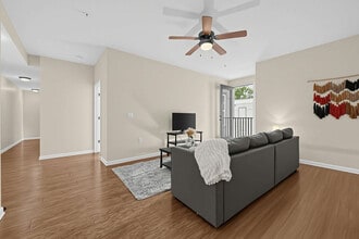 Building Photo - 862 Blowing Rock Rd