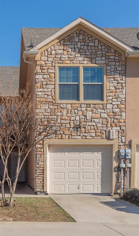 Building Photo - 1543 Cozy Dr