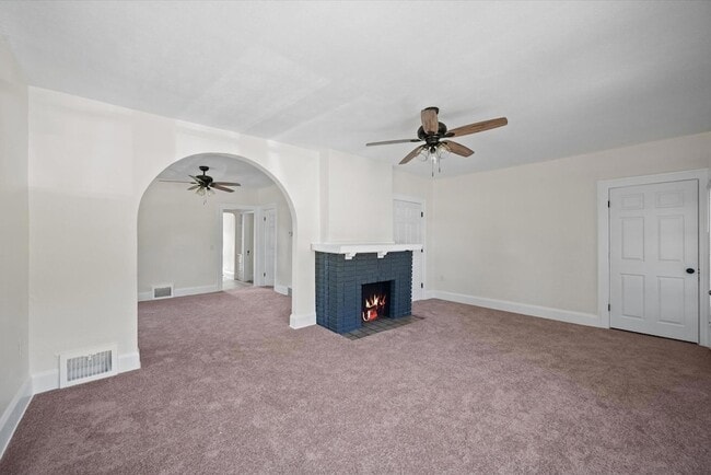 Building Photo - 316 Morrison Dr