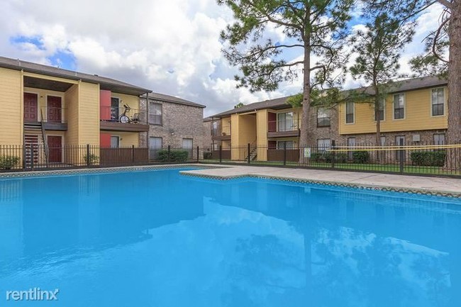 Building Photo - 12345 Bob White Dr