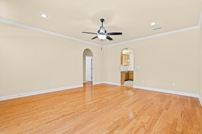 Building Photo - 99 Caisson Trace
