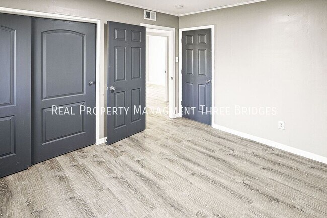 Foto del edificio - 2857 Dawnview Dr