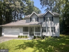 Building Photo - 44236 Pine Creek Ln