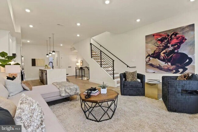 Foto del edificio - Modern 3BR/3BA Shaw Penthouse with Two Private Decks