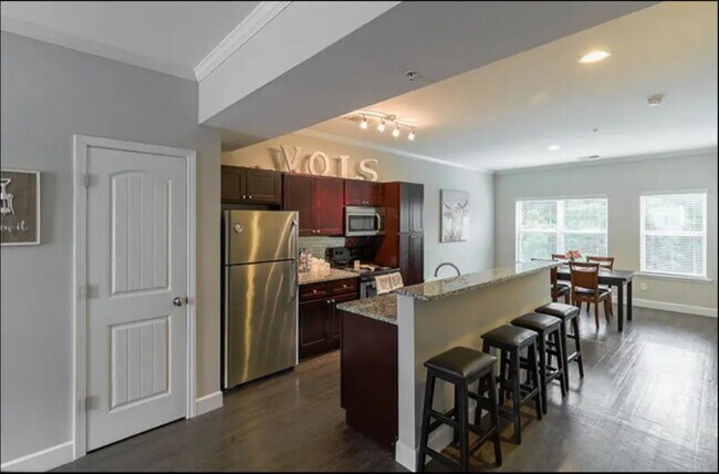 Foto del edificio - 2371 Cherokee Ridge Way