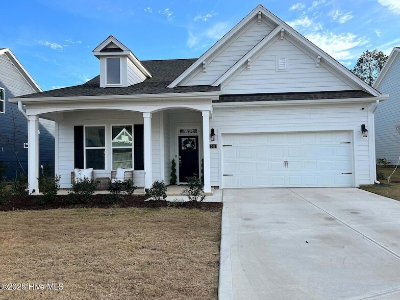 Foto principal - 742 Carnegie court