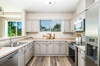 Building Photo - 14915 38th Dr SE