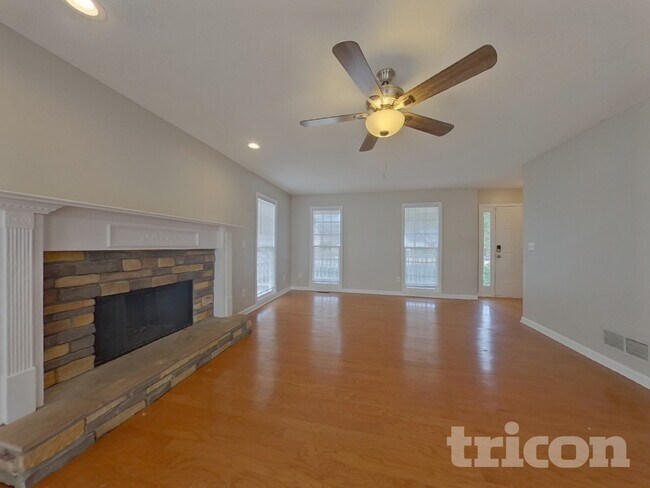 Foto del edificio - 65 Cricket Ct