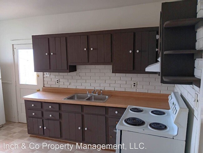 Building Photo - 3 br, 1 bath House - 15 S Water St