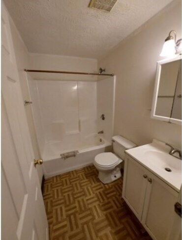 Building Photo - 75 Scotch Pond Plz