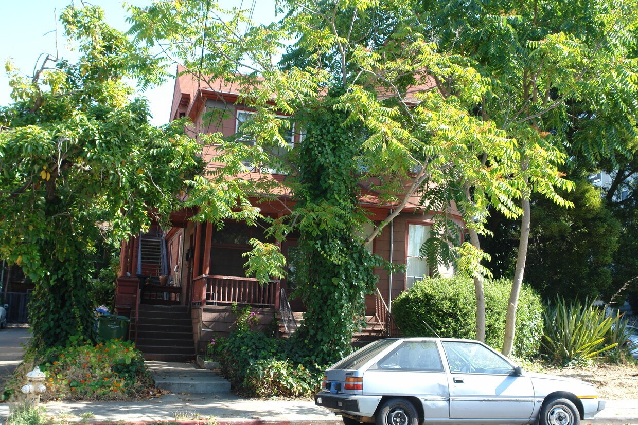 Building Photo - 2247 Dwight Way