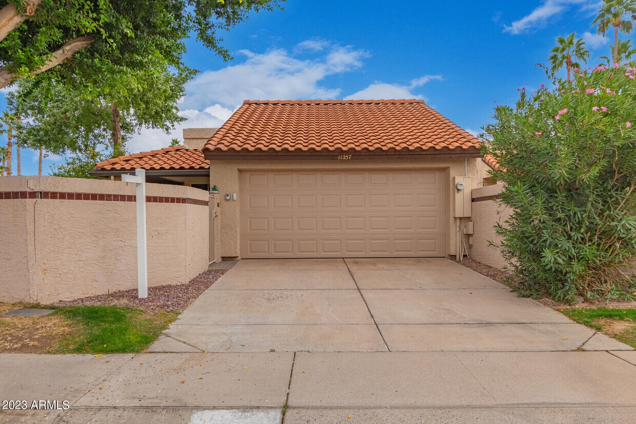 Foto principal - 11257 N 108th Pl