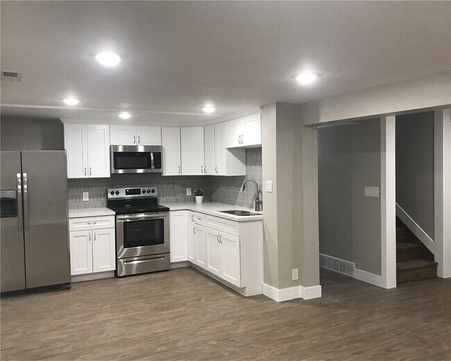 Foto del edificio - 2 Bd 1 Ba Basement Apt