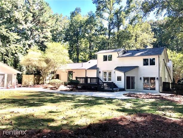 Foto principal - 630 Benson Hurst Dr SW