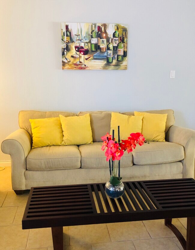 Foto del edificio - 4950 N Miller Rd