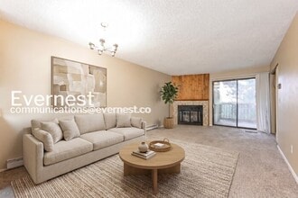 Building Photo - 14892 E Kentucky Dr