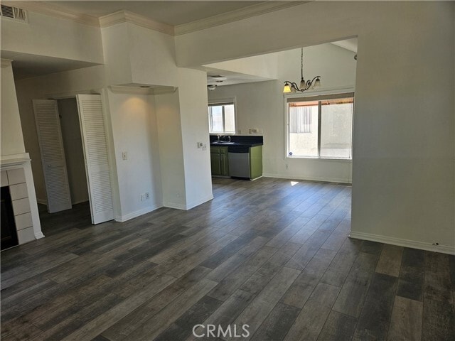 Foto del edificio - 12411 Osborne St
