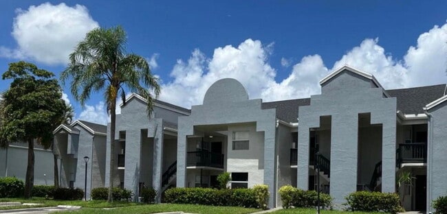 Photo - 405 SW 113th Way Apartment