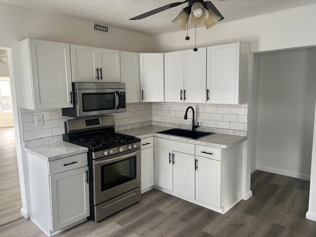 Kitchen - 107 Blossom St