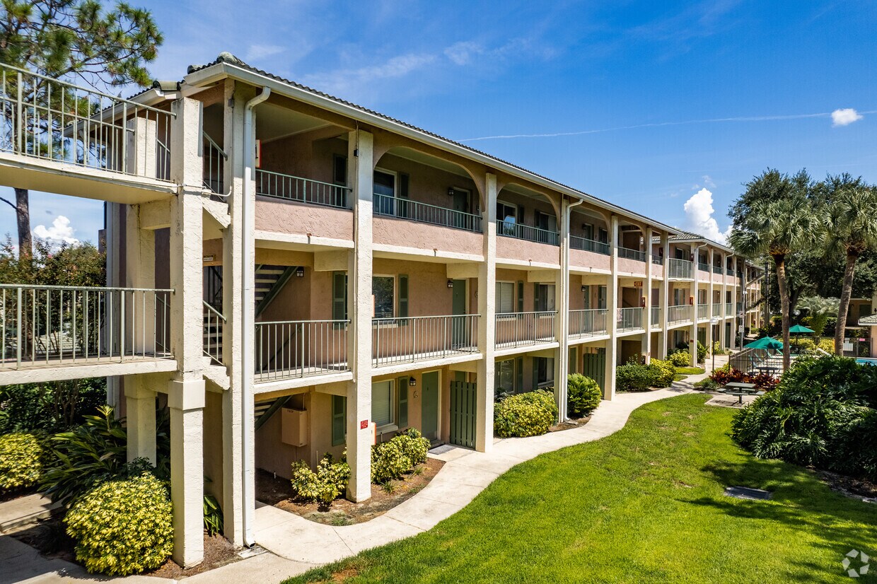 Foto principal - Waterside at Crane's Roost