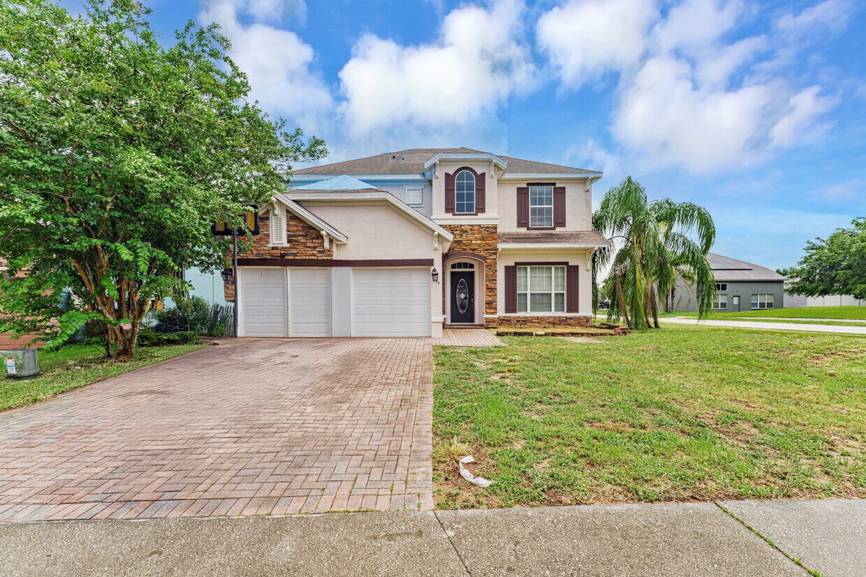 Foto principal - 234 Towerview Dr E