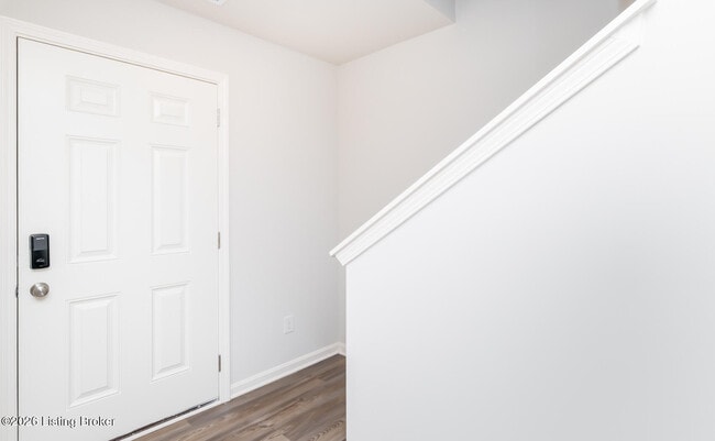 Foto del edificio - 104 Cool Crk Ct