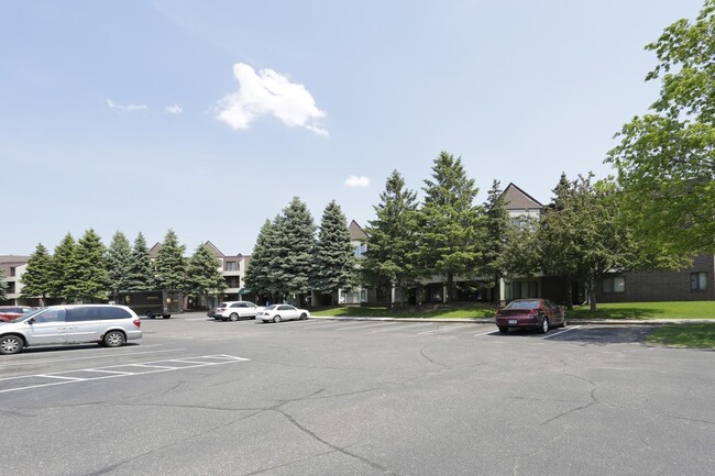 Interior Photo - Cloverleaf Park Apartments