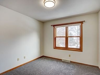 Building Photo - 5 Rylant Cir