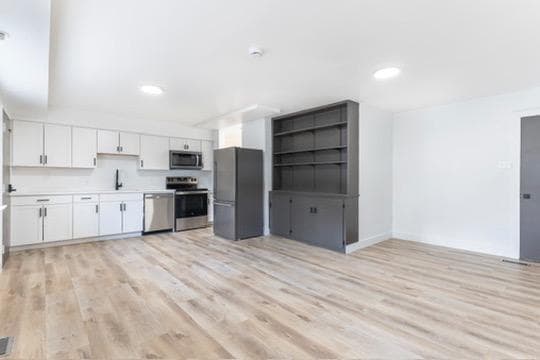 Foto del edificio - 350 S 900 E St