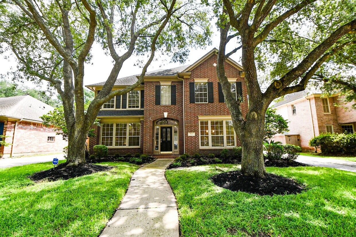 Primary Photo - 5322 Pebble Way Ln