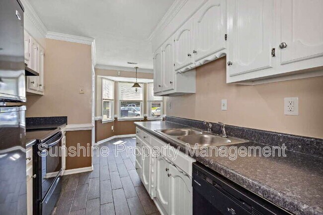 Foto del edificio - 5795 Rivermill Cir