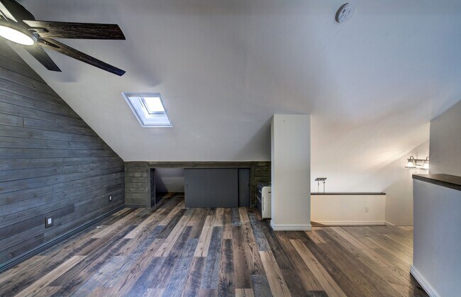 Foto del edificio - 4705 Spine Rd