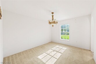 Building Photo - 312 Lenz Ave