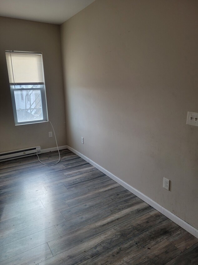 Foto del edificio - 150 East Hamilton Street, Unit 152 E Hamil...