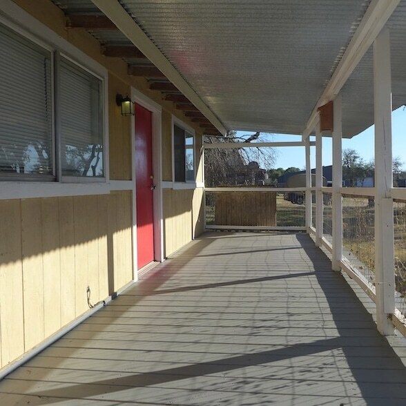 Building Photo - 50140A Interstate 10 W