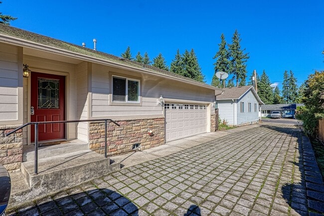 17138-17146 NE Oregon St - 17138-17146 NE Oregon St Apartment