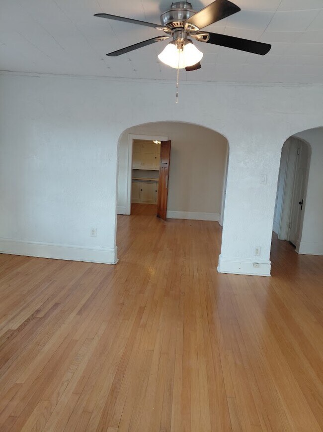 Foto del edificio - 4552 W Wells St