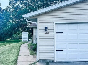 Building Photo - 1210 3rd St E