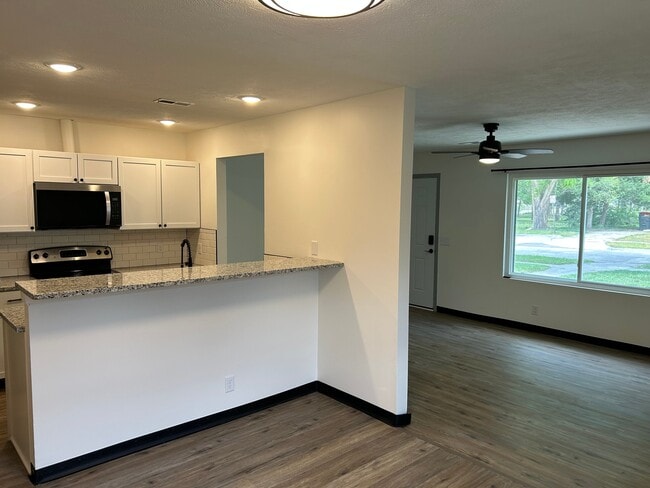Foto del edificio - 1815 N 24th St