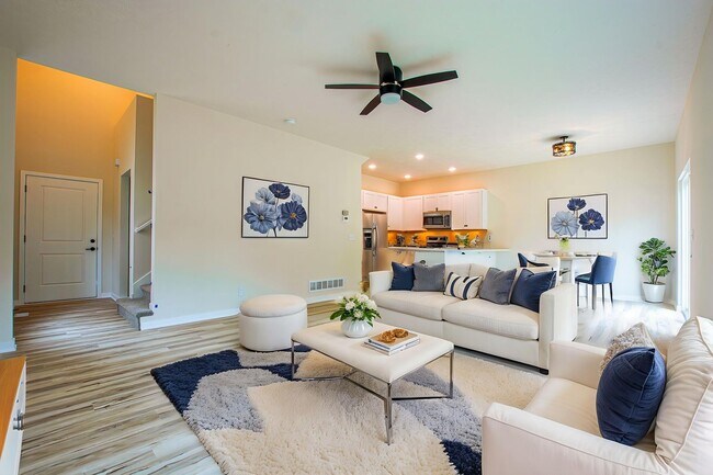 Foto del edificio - 7118 N 79th Ct