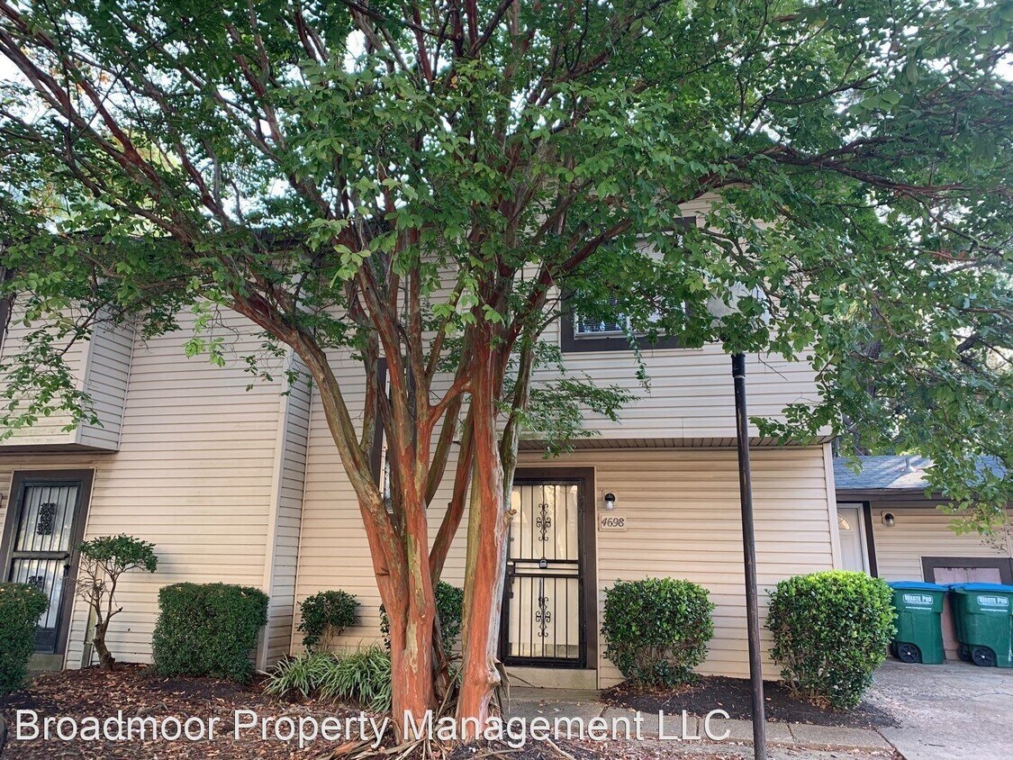 2 br, 1.5 bath House 4698 Wild Plum Court House Rental in Memphis