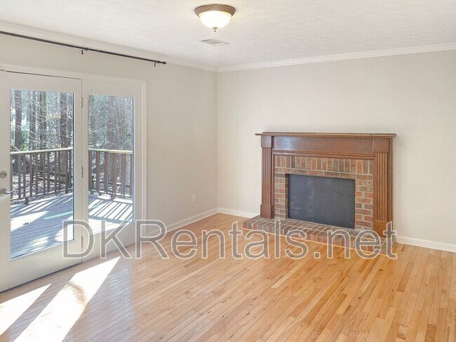 Foto del edificio - 860 Crab Orchard Dr