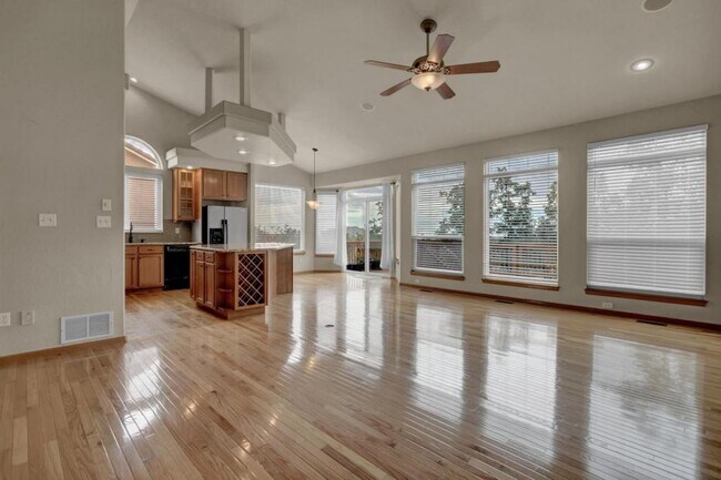 Foto del edificio - 5235 Bancroft Heights