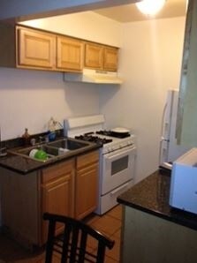  - 2213 S Central Ave