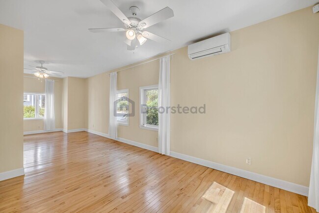 Foto del edificio - 11 Cedar Ave