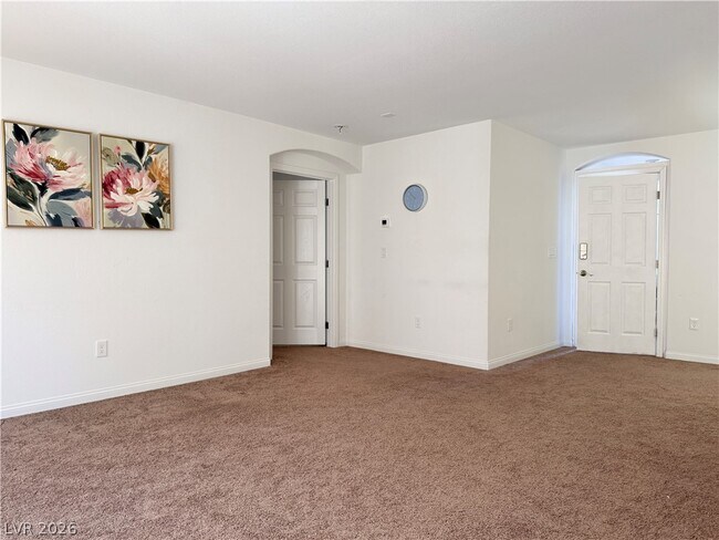 Foto del edificio - 7777 S Westwind Rd