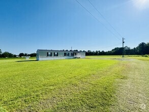 Building Photo - 3941 Mickey Ln