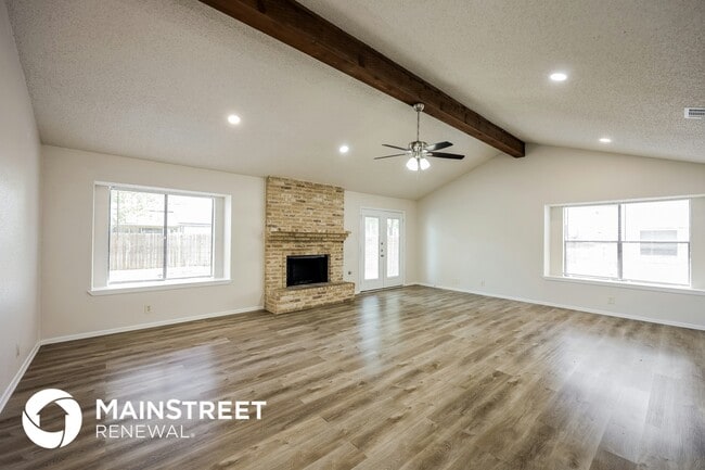 Foto del edificio - 2755 Knoll Tree St