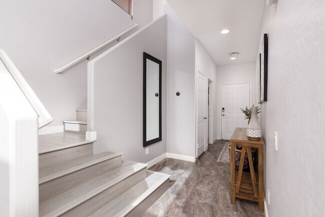 Building Photo - Fully furnished home in gated SW community...