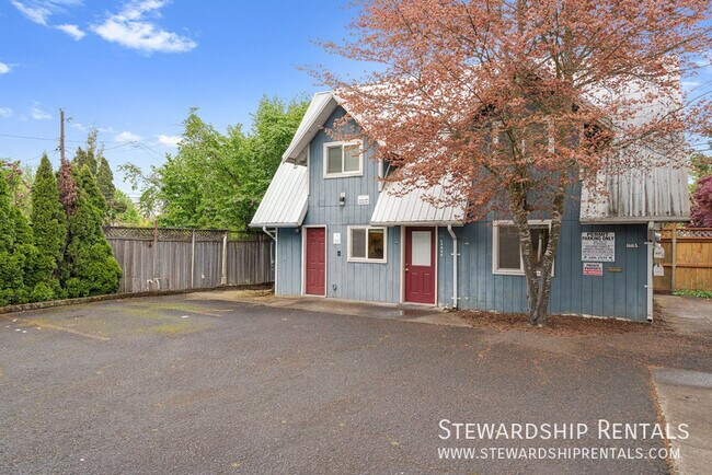 Foto del edificio - 1431 1/2 W. Broadway Avenue-